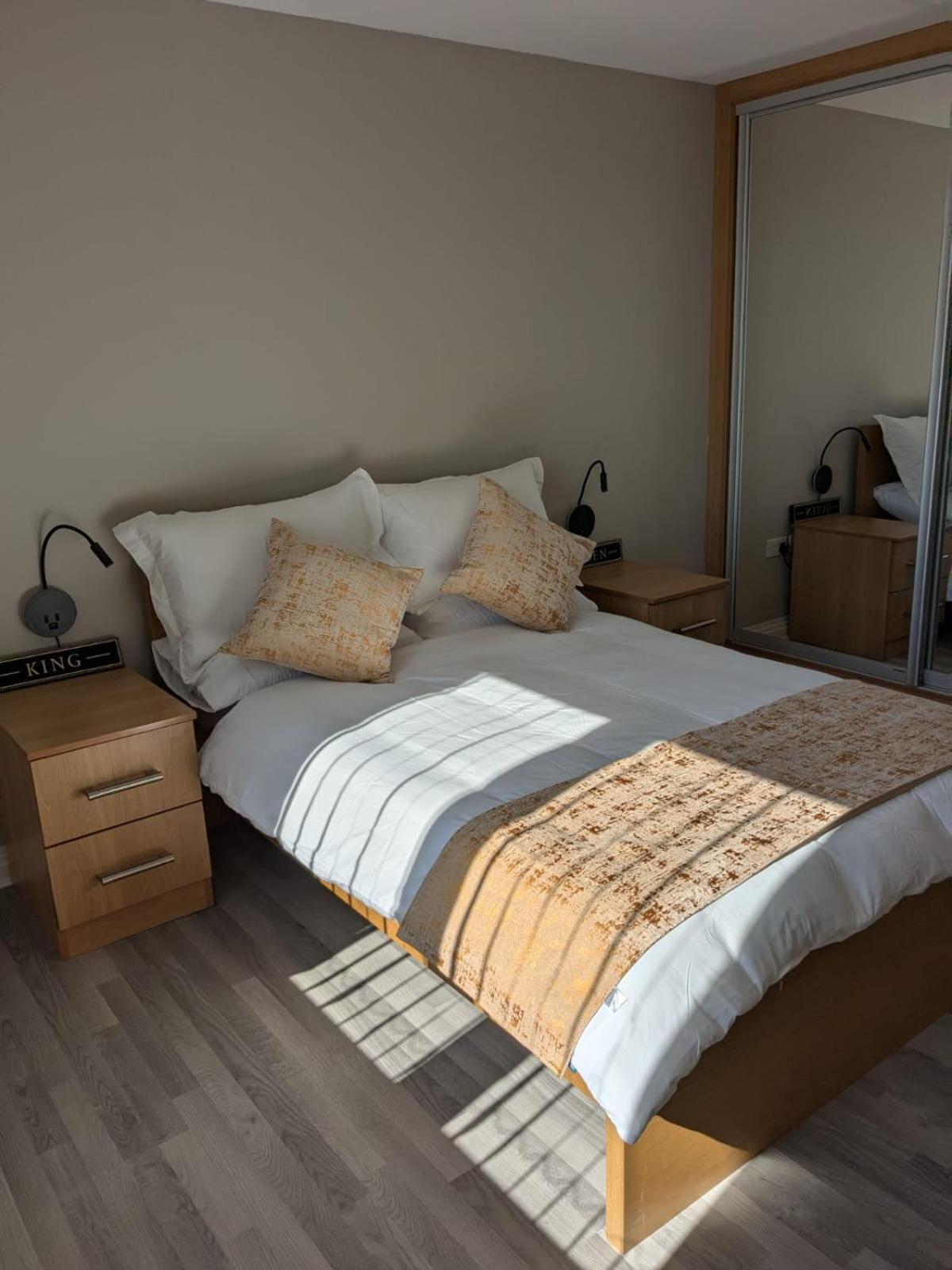London Heathrow Apartment - West Drayton Yiewsley Exterior foto